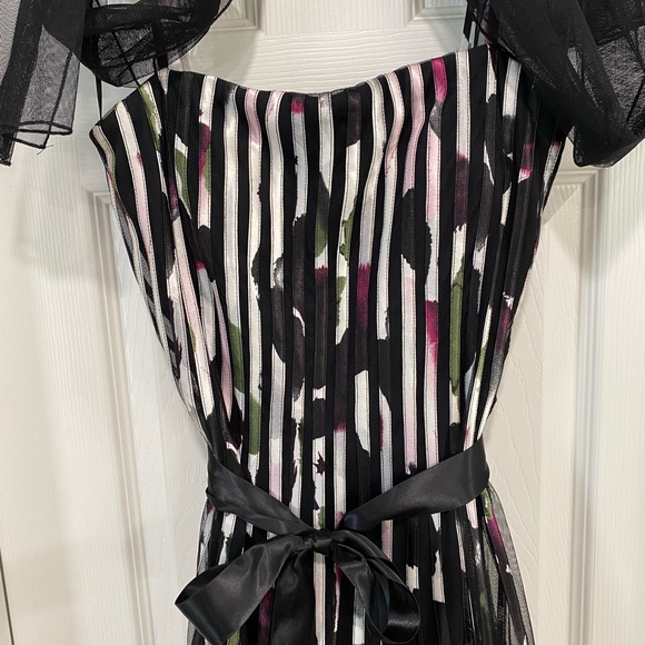 Cache Size 8 Cocktail/Formal Dress with Spaghetti Straps Black Tulle Scarf/Shawl - Picture 7 of 10